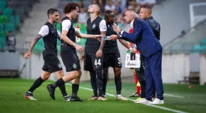 {{ otherArticle[0].article.title }}