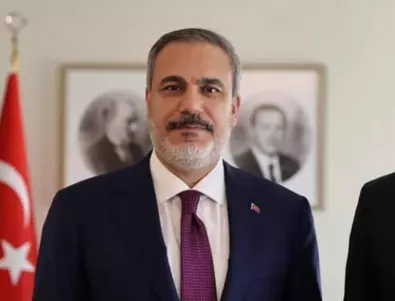 Турският външен министър се срещна с миналото и бъдещето на ДПС (СНИМКИ)