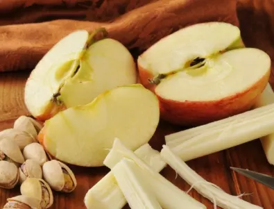 Ендокринолог разкри защо НЕ трябва да ядете ябълки на закуска