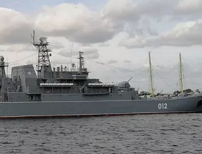 Удареният от дрон руски кораб 
