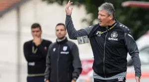 Хебър ще реди трансфери - входящи и изходящи, за да оцелее