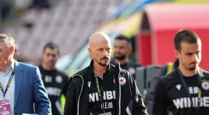 {{ otherArticle[0].article.title }}