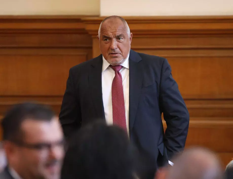 Прокуратурата за втори път: Няма престъпление по делото за пачките в чекмеджето на Борисов
