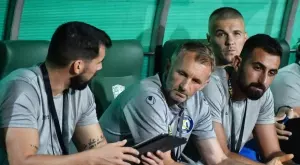 {{ otherArticle[0].article.title }}