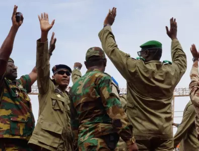 Нигер обвини френски военни в убийството на петима свои войници 