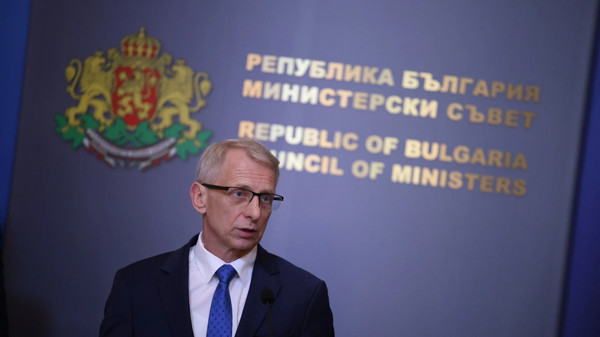 След протестите: Уволнение на министър в МВР, Денков сезира УЕФА и ФИФА за мача (ВИДЕО)