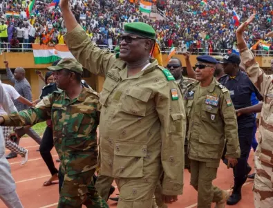 Нигерската хунта организира протест срещу френския контингент  