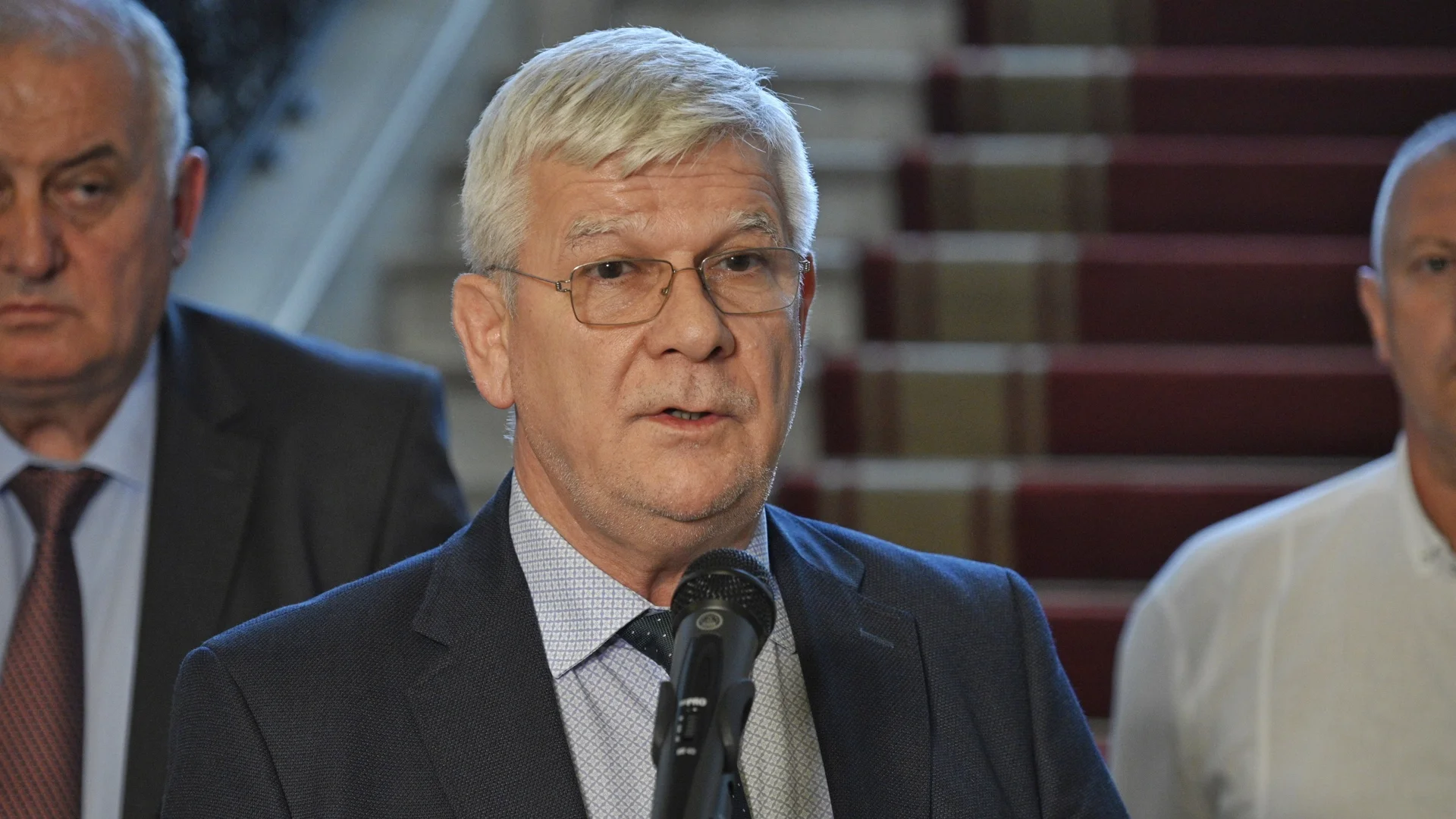 Кирил Вътев: Оформихме окончателно и юридически Споразумението с фермерите, няма нищо ново в него