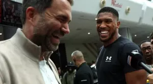 Еди Хърн е категоричен: Наречете ме заблуден, но Джошуа може да нокаутира и Фюри, и Уайлдър