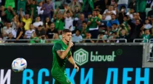 {{ otherArticle[0].article.title }}