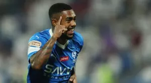 Пред погледа на Неймар: Феноменален Малком остави Карим Бензема и Куклата с празни ръце! (ВИДЕО)