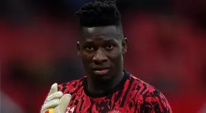 Онана смени Де Хеа в Юнайтед, но засега се справя по-зле