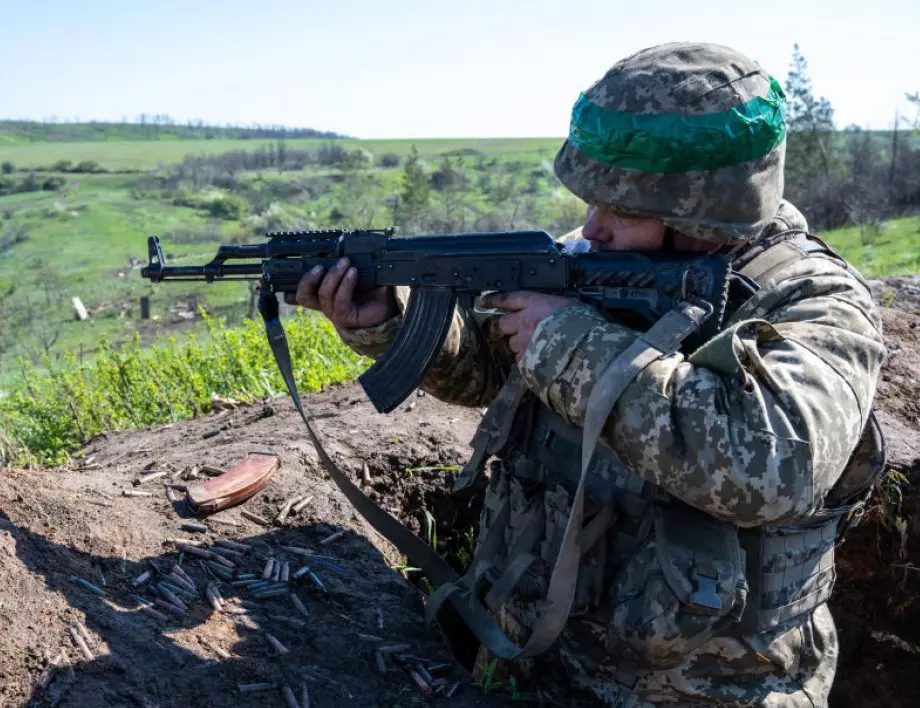 Измори ли се Западът да подкрепя Украйна срещу Русия? Международен експерт говори по темата
