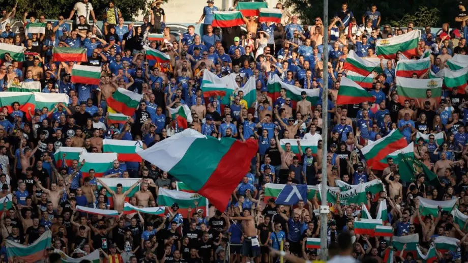 Левски обяви преди реванша с Апоел Беер Шева: За всяка закупена тениска - подарък българско знаме