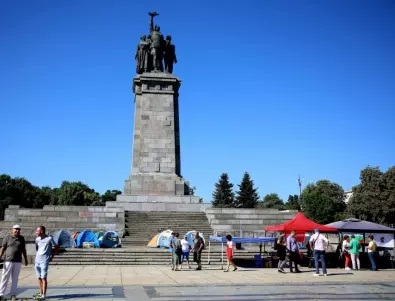 Готов е планът за безопасност на Паметника на съветската армия