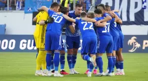 {{ otherArticle[0].article.title }}