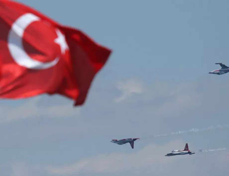 Израел призова гражданите си да напуснат Турция "възможно най-бързо"