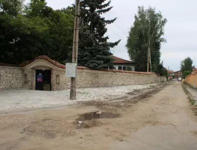 Смениха водопровода на четири улици в Самоков