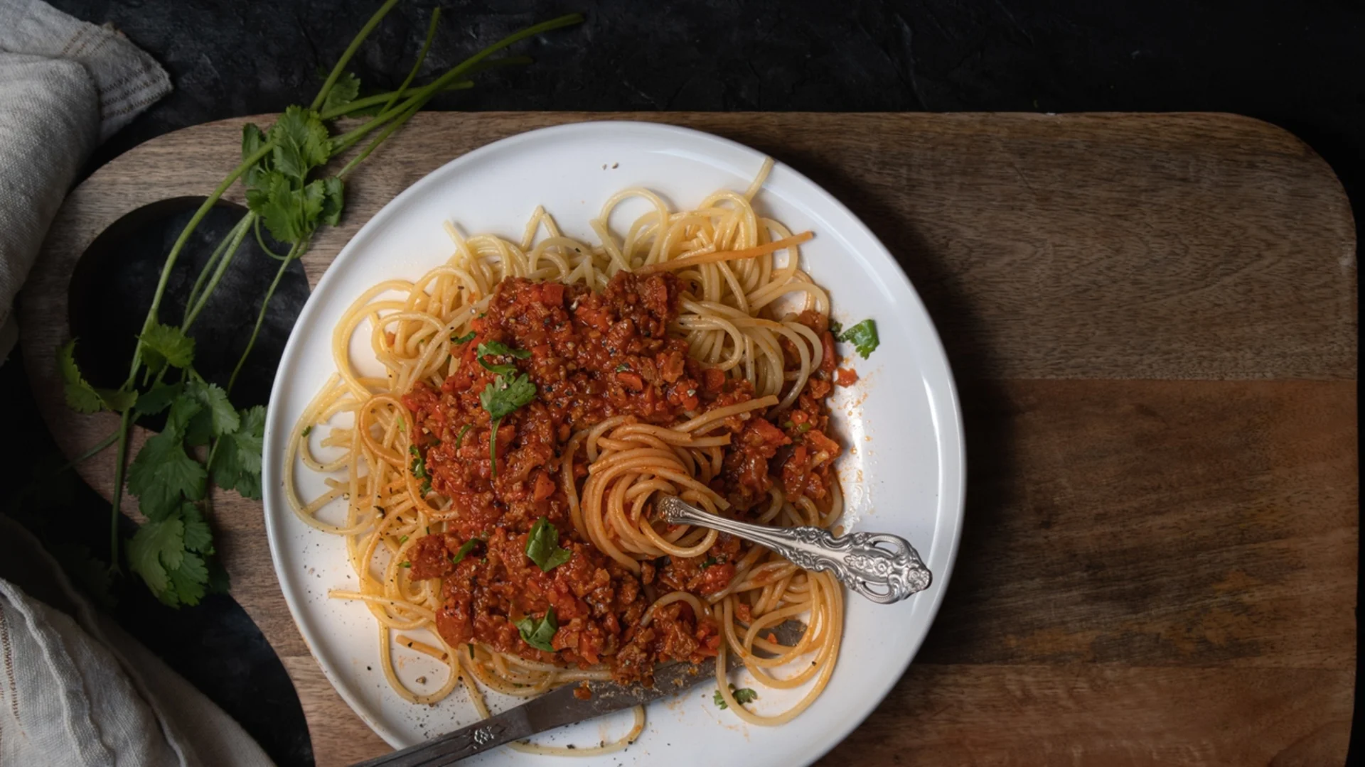 Спагети Болонезе с пилешко: Уникален вкус