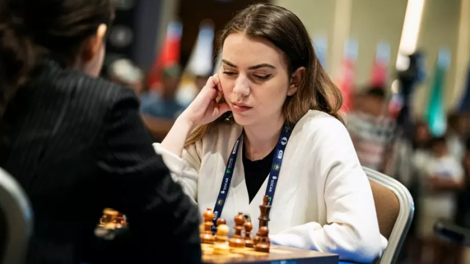 4 от 5: Почти перфектен старт за България на Световното първенство по ускорен шах