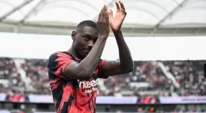 Последен опит: ПСЖ предложи 65 милиона и таран на Айнтрахт за Коло Муани