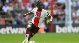 Ромео Лавиа обяви трите причини да избере Челси пред Ливърпул