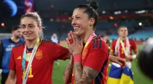 Испанските националки, включително целунатата Ермосо, поискаха оставката на Рубиалес