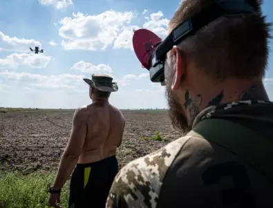 Дронове-камикадзе: Евтиното оръжие, което носи смърт в Украйна (ВИДЕО)