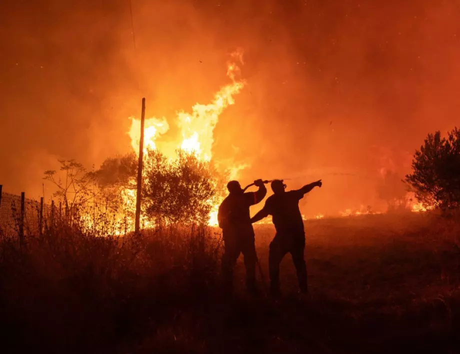 ЕК: Проведохме най-голямата досега противопожарна операция в Гърция