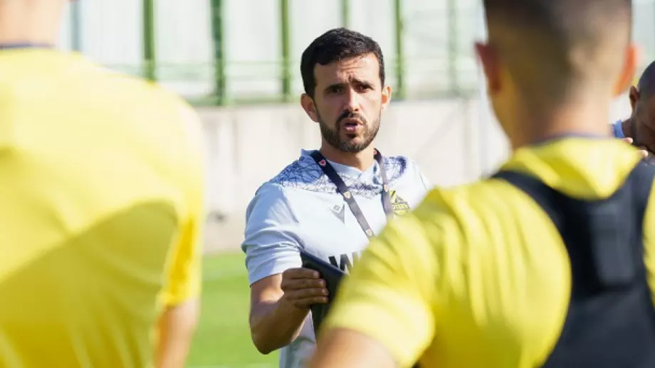 Генчев го няма и Ботев Пловдив върна в състава низвергнат от бившия треньор голаджия