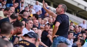 {{ otherArticle[0].article.title }}