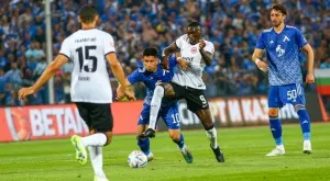 {{ otherArticle[0].article.title }}