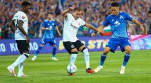 {{ otherArticle[0].article.title }}