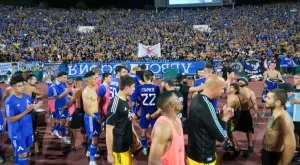 {{ otherArticle[0].article.title }}