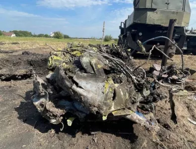 Два украински самолета се сблъскаха, загина известен пилот