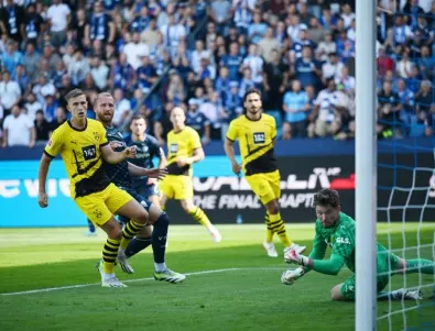 Дортмунд продължава без победа след грешна стъпка срещу Аугсбург (ВИДЕО)