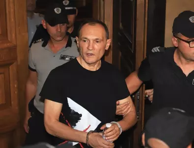 Адвокат Марковски: Няма риск Васил Божков да се укрие