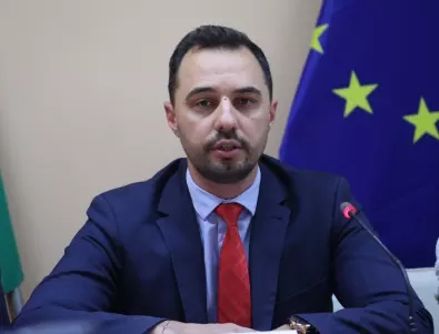 Ще бъде ли сменен при ротацията министърът на икономиката Богдан Богданов?