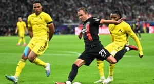 {{ otherArticle[0].article.title }}