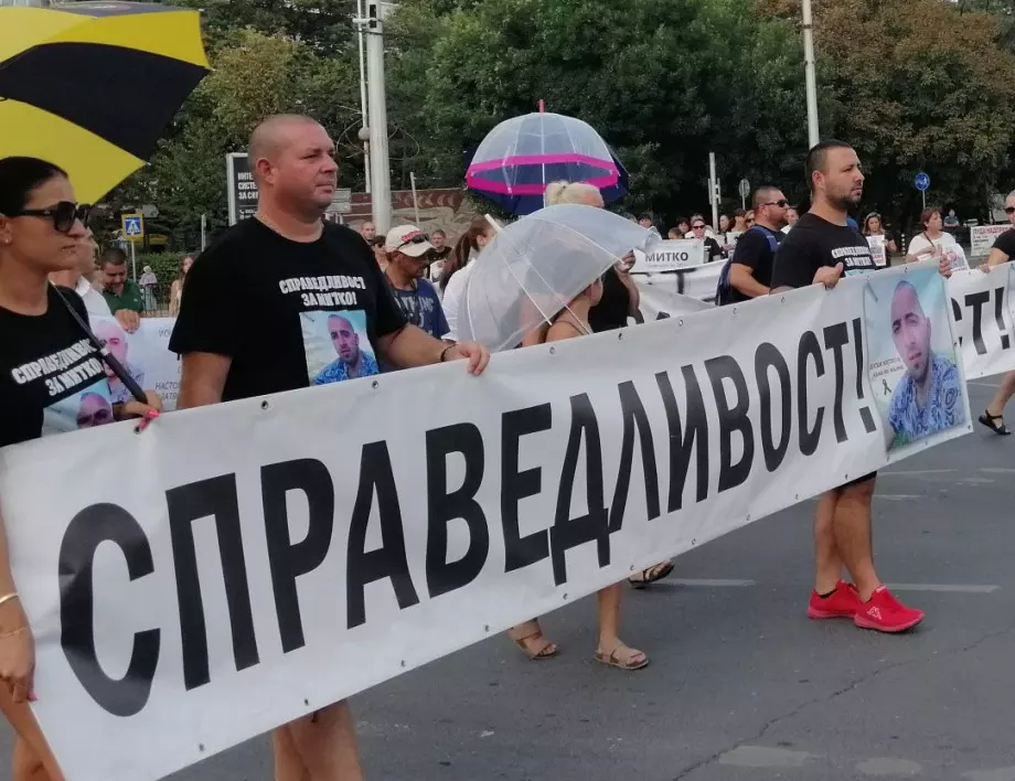 Жители на Цалапица отново на протест, блокираха кръстовище в Пловдив (СНИМКИ)