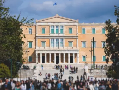 Гърция поиска 5 млрд. евро допълнително финансиране от Фонда за възстановяване