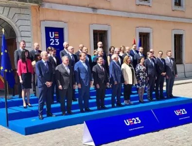 Мария Габриел: Съвместната декларация на Г-7 за подкрепа на Украйна е важна (СНИМКИ)