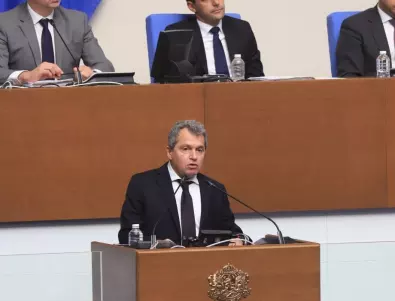 Тошко Йорданов в парламента: Днес е началото на края на този позор