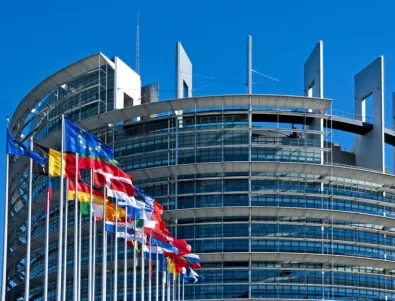 Изборът на председател на ЕК да зависи от мнозинството в Европарламента - евродепутатите с решение