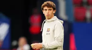 Бос в Барселона призна: Феликс играе при тях цял сезон за това, което Челси му плати за 10 дни