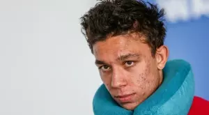 {{ otherArticle[0].article.title }}