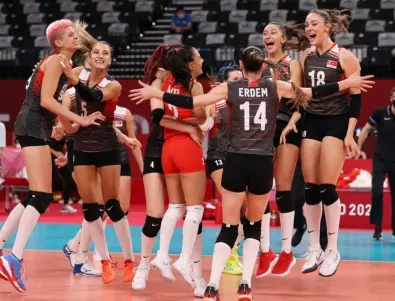 Турция е новият европейски шампион по волейбол за жени (ВИДЕО)