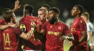 {{ otherArticle[0].article.title }}