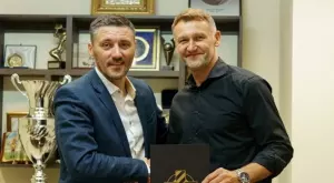 Само в SportLive! Ботев Пловдив умува да си върне вратар