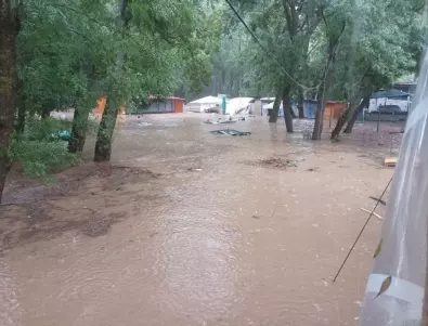 Еврокомисар: България не е поискала помощ от ЕС за щетите от наводненията
